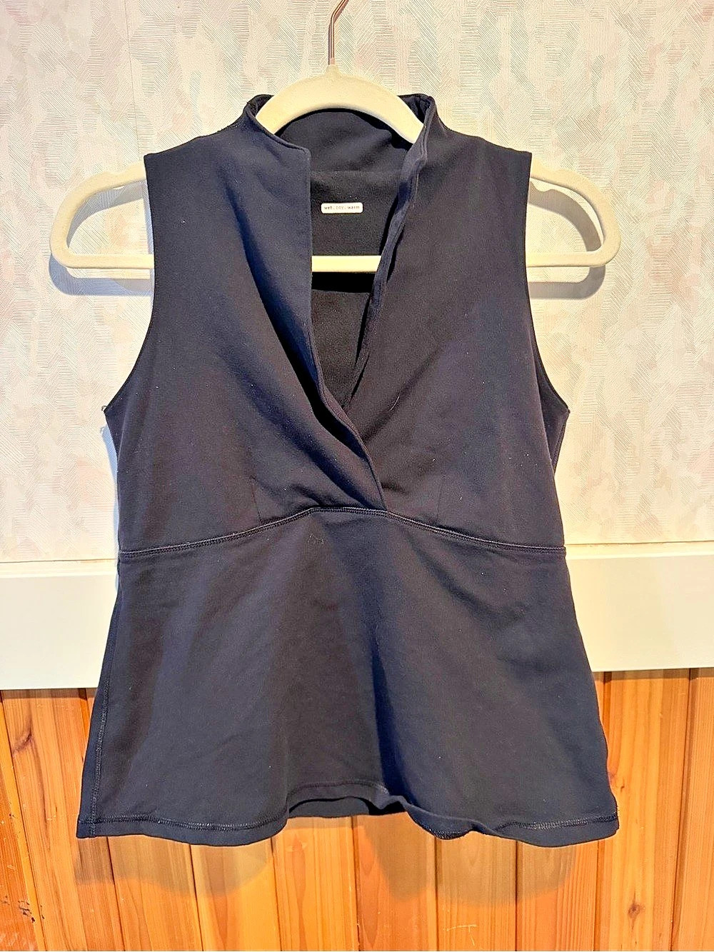 Y2K lululemon Whisper Tank Black Sleeveless Athletic Top M/8